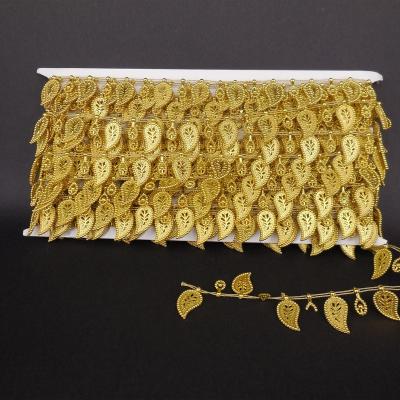 China Factory price fashionable gold beads leaf shape beads string plastic beads for clothing decoration for sale