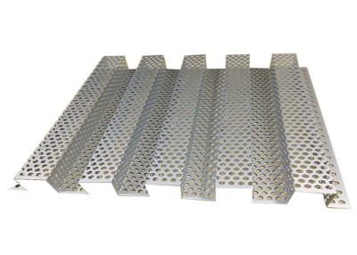 China Forma acanalada artística de la hoja de aluminio perforada hexagonal a prueba de humedad en venta