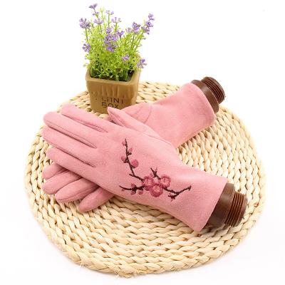 China Soft Leather 23 Autumn/Winter ladies fashion warm gloves plus Korean version of cute schoolgirl touch screen outdoor driving gloves for sale