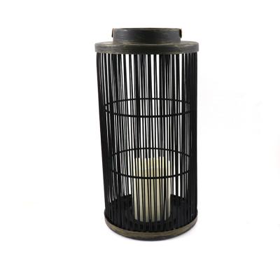 China 2021 Hot Selling Garden Decoration Modern Hanging Medium Size Rattan Waterproof Outdoor Solar Lantern for sale