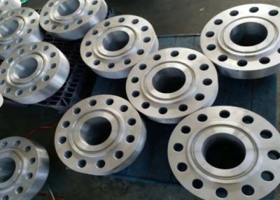 China Flanges de acero de precisión con diferentes clasificaciones de clase para aplicaciones industriales en venta