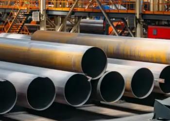 China Oil And Gas Industry ERW Steel Pipe with Plain/Beveled/ Threaded Ends Length 5.8m-12m for sale