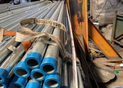 中国 Q195-Q345 Grade Electrogas Welded Steel Pipe 0.5-60mm Customized with End Caps Inspection 販売のため