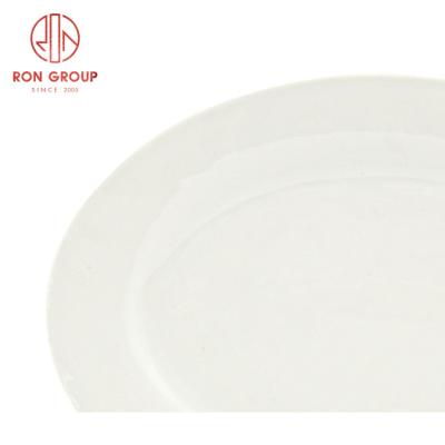 China Stocked Shape Ceramic Dining Plates Best Price Porcelain Oval Dishes Of Different Size for sale