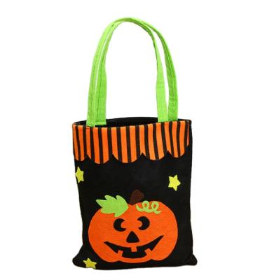 China Wholesale New Halloween Occasion Fashion Child Party Favors Halloween Decorations Tote Bags Candy Bags With Handle Non-woven Bag for sale