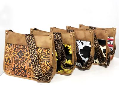 China New Designed Waterproof Cow Leopard Message Bags With Guitar Strap Clips PU Sunflower Cross - Body Bags for sale