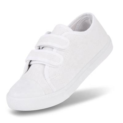 China Simple Classic Casual Toddler Kids Boys Lightweight Soft Breathable White Children Girls Casual Canvas Shoes Unique for sale