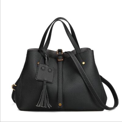 China High Quality Thermal Luxury Women's Handbag Trend Bags Tassel Handbag For Ladies for sale