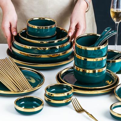 China Sustainable Luxury Dark Green Gold Rim Ceramic Dishes and Gift Box Dishes Sets Customized Western Wedding Party Dinnerware for sale