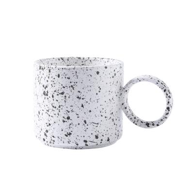 China Viable Nordic Ink Hoof Ceramic Splatter Coffee Mugs With Black And White Big Handle for sale