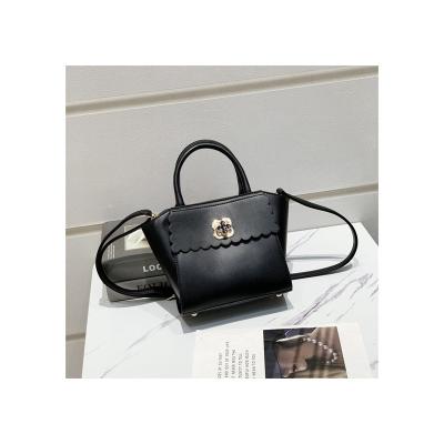 China Fashion 2022 new high quality spring shoulder portable ladies cross - body bag for sale