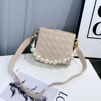 China Preferred Soft High Quality One Shoulder Ladies High Quality Portable Ladies Cross - Body Bag for sale