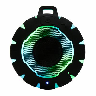 China Wireless Portable TWS BT Speaker 1000mAh Waterproof Floating With Light Effects for sale