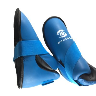 China Customer Praise Sample Taekwondo Foot Protector itf Material ITF Training Boxing Gears ITF Foot Guard for sale