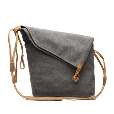 China Vintage Soft High Quality Leather Cross Body Bag Male Side Bags Women Girls for sale