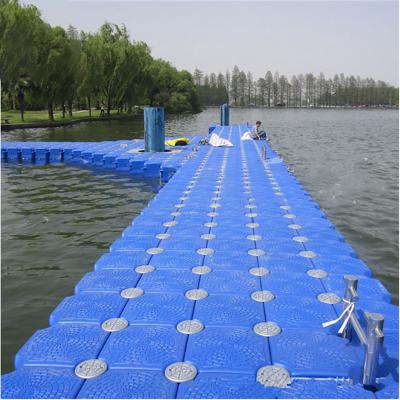 China UV Resistant Blue Plastic Boat Dock Jet Ski Modular Pontoon Floating Dock for sale