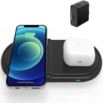 China Mobile Phone Car Holder 10W Qi Wireless Charger Protective Phone Magnetic Fast Charging Wireless Powerbank for sale