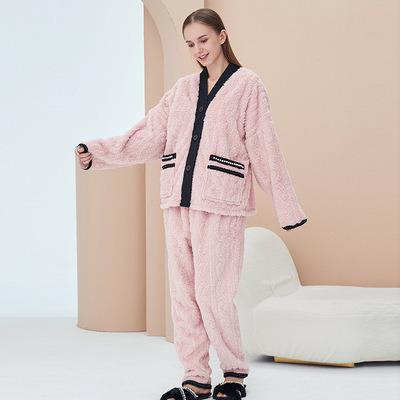 China Wholesale Designer QUICK DRY Long Sleeve V-Neck Pajamas Luxury Plus Size Pajamas Women Sleepwear for sale