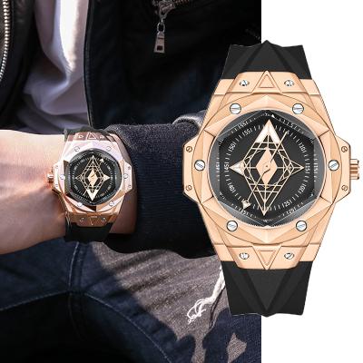 China Luxury Quartz Watch Men's Silicone Wrist Watch Private Label Luminous Waterproof Mens Watches Water Resistant for sale