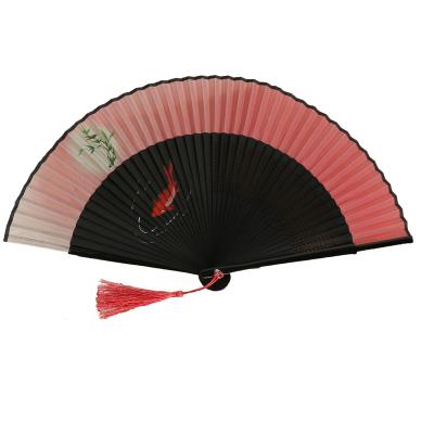 China Hand-painted process fan printing from Japan with the short and slightly bent bamboo fan for sale