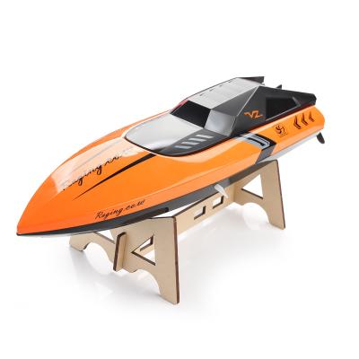 China Hot Selling RC Hobby New Style C168 RC Boat2.4G Toys Remote Control High Speed ​​Controllable Boat for sale