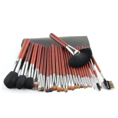 China 26Pcs Professional Skin-friendly Goat Hair Makeup Brush Set With Wooden Handle Make Up Brushes for sale