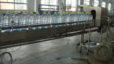 China Wasser-Füllmaschine der hohen Geschwindigkeit 16000BPH automatische, Mineralwasser-Maschine zu verkaufen