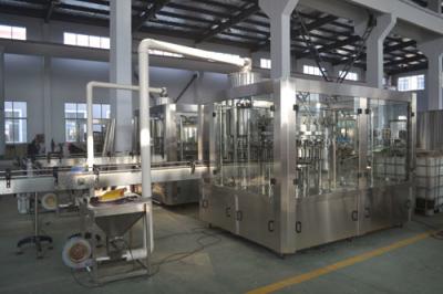 China Automatic 3 In 1 Carbonated Drink Filling Machine Rinser Filler Capper Machine for sale