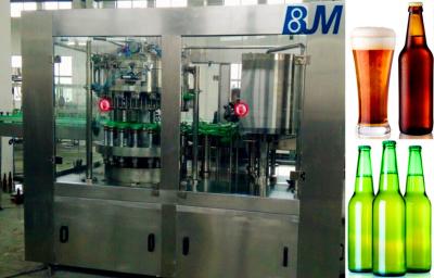 Chine Bouteille à bière de vin/alcool/boisson alcoolisée rinçant la machine de capsulage remplissante à vendre