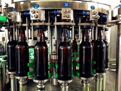 Cina Macchina di rifornimento gassosa della soda della bottiglia di vetro della bevanda in vendita