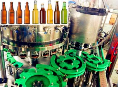 China Máquina de enchimento da água de soda/refresco da garrafa de vidro com controle do PLC à venda