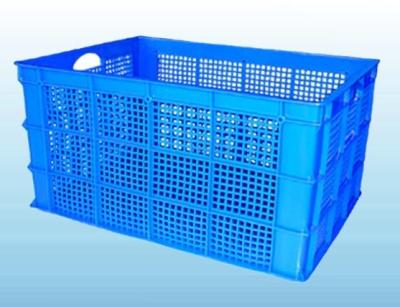 China Industrial Full Automatic 380V 50HZ Electrical Crate Washer For Food Factory for sale