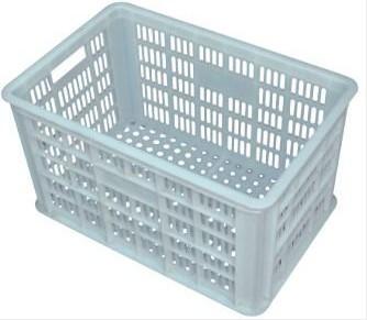 China Full Auto Plastic Basket Washing Machine / Custom Made Crate Washing System for sale