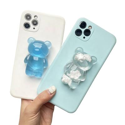 China Popular Epoxy Resin Adjustable 3D Crystal Bear Mobile Phone Holder CIA Transparent Eject Phone Grip Phone Grip Custom Logo for sale