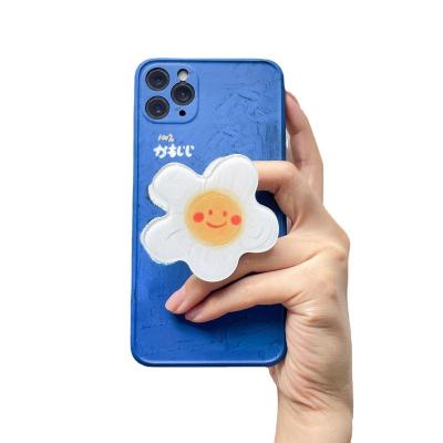 China 2022 New Beautiful Color Flower Acrylic Epoxy Resin Phone Socket Adjustable Phone Holder With Phone Grip Custom Logo for sale