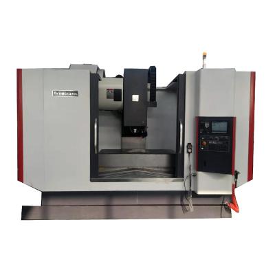 Cina Hot Sale 3 Axis VMC1370L CNC machining Center Precision Mold Making Milling Machine In Sale in vendita