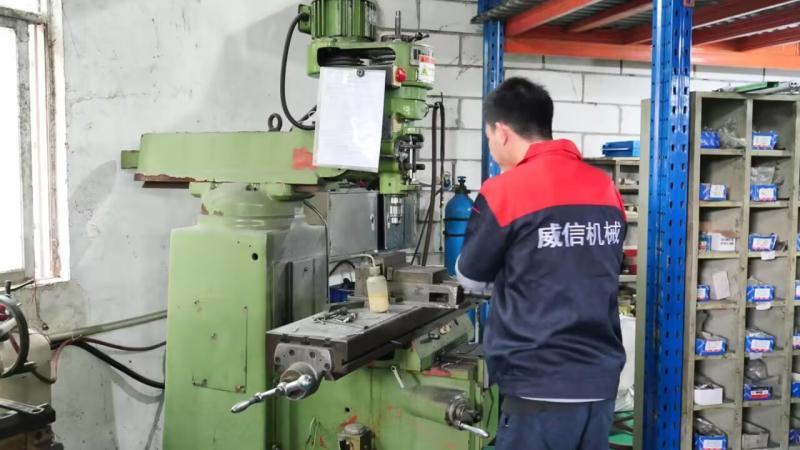 Proveedor verificado de China - Shenzhen Weixin Plastic Machinery Factory