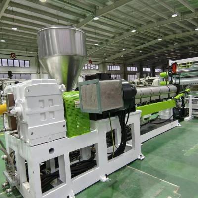 Cina Extruder per fogli di plastica usati 150 mm Macchina per fogli di estrusione a vite singola in vendita