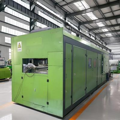 China Máquina de moldagem a vácuo de três estações, altura de moldagem de 150 mm Máquina de fazer bandejas de ovos de plástico à venda