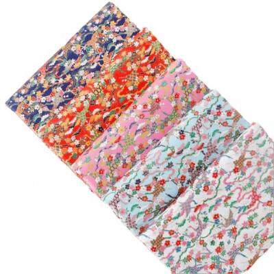 China Floral Fabric Printed Sewing Quilting Cotton Fabrics Shrink-Resistant Fabric for sale