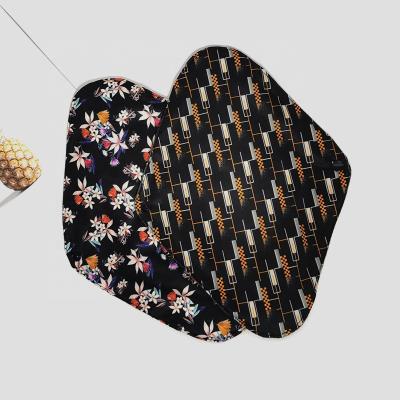 China Reusable Charcoal Breathable Bamboo Women Menstrual Pads and Washable Cloth Pads for sale