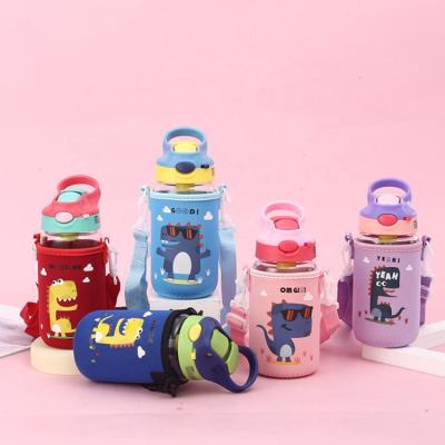 China WITH LID kids water glass cartoon design for kids water bottle silicone rubber free for sale