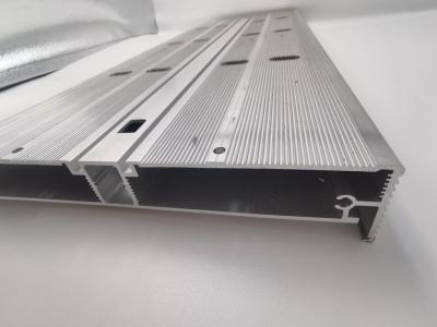 China Geführte Streifen-Ausdehnungs-Decken-Aluminiumprofil-Aluminiumstreifen-Rolle für Büro zu verkaufen