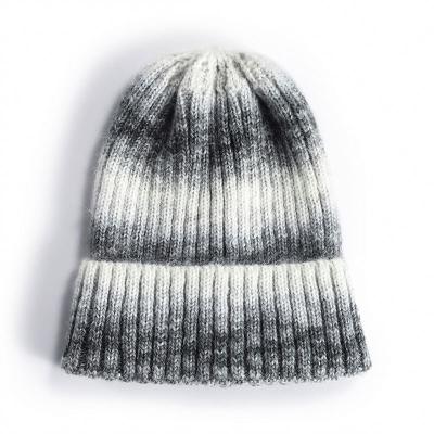 China New COMMON men and women colored warm plain knit Ski Beanie Skull Hat for sale