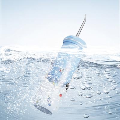 Cina Mini Kids Portable Travel Household Oral Irrigator Per la pulizia dei denti 4 modalità di lavoro in vendita