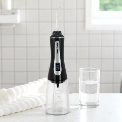 China 3W durable Irrigator dental portátil, agua de alta presión Flosser de la seda fácil de OLED en venta