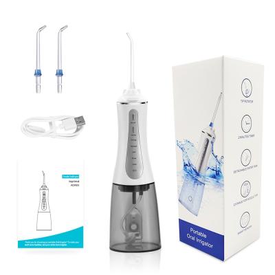 Cina Acqua ultraleggera Flosser, tipo cure odontoiatriche Irrigator orale di dimensione di viaggio 350ml di C in vendita