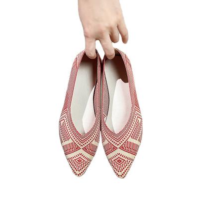 China Flat 2022 New Office Wear Flat Shoes Ladies Shape Elastic Shoes Knitting Flat Shoes for sale