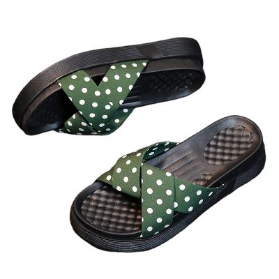 China 2022 Fashion Trend New Spots Outdoor Women's Beach Shoes Slippers Girl Flat Sandals for sale