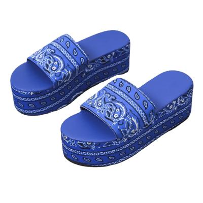 China Fashion Trend Summer Leisure Printed Chiffon Bottom Women's Soled Sandals Chunky High Heels for sale